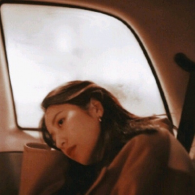 希望你们永远都可以做小孩子/女头