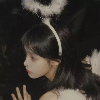 森系女生头像：你逆光而来，配得上这世间所有的好