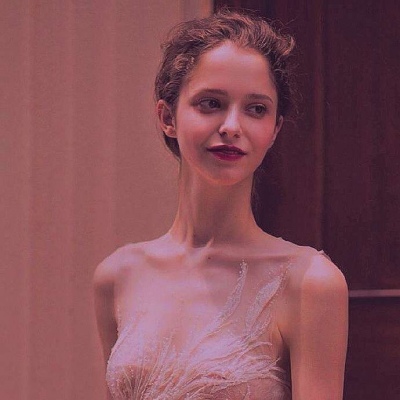 <女头>想借银河的座机 在星海里递上爱意