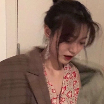 ＂今晚月色真美＂（I love you）＂风也温柔＂（me too）