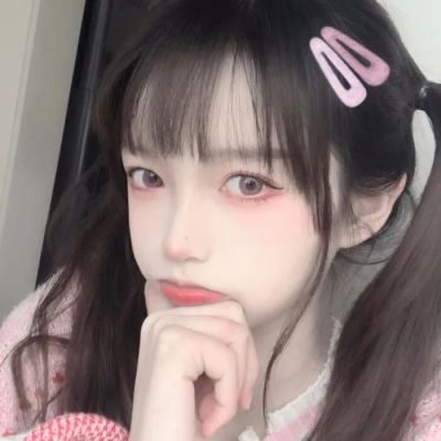 女生头像/可爱/气质/清新/别到处嚷嚷世界抛弃了你，世界原本就不是属于你