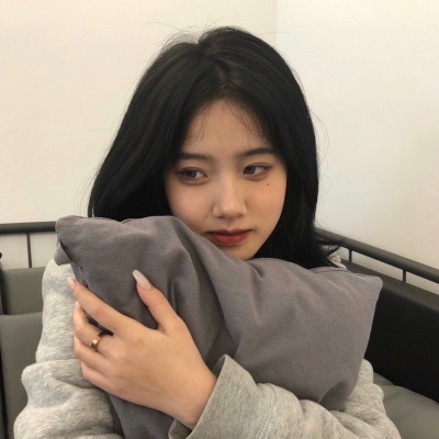 阿熙  世间好物不坚牢 彩云易散琉璃碎