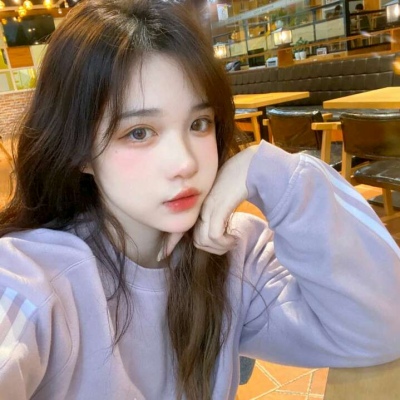 夏子衿/温柔向女生头像/温和待人 谨慎言行.