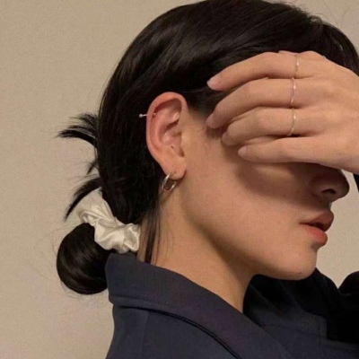 女孩子要自律 上进 知进退