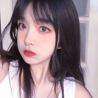 二兽 精致时尚高清魅力女生微信头像