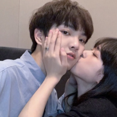 奶酪  多张真人小清新情侣头像