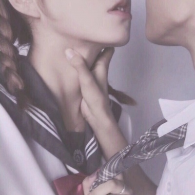 你一个不经意，在我这里就是整个夏天