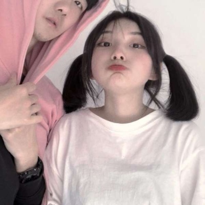 恋爱重的互相尊重坦诚相待是基本 不是你为他缩圈子就觉得你付出了很多