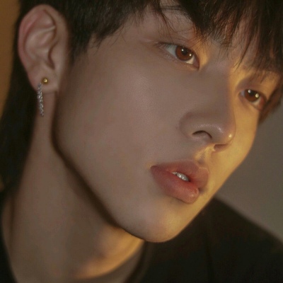 真人帅气男生酷炫头像