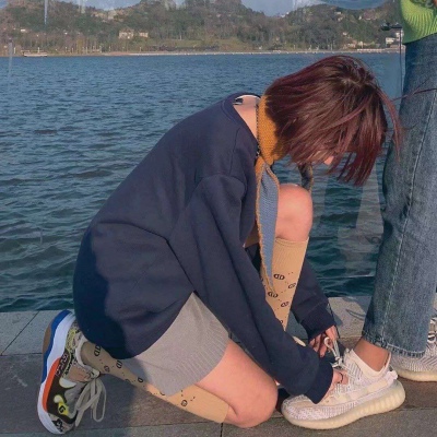 苏荷：情侣头像/甜甜的爱情