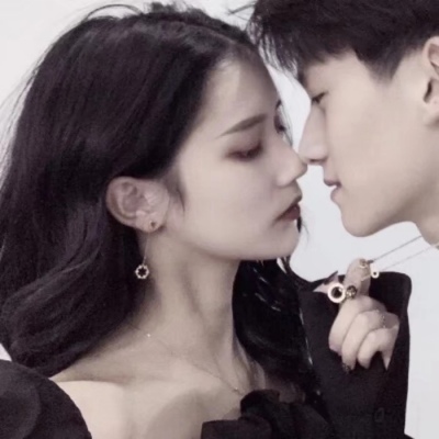 情头头像，很………！＂你们换吧”  算了(我吃狗粮)??