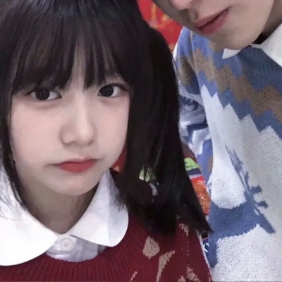 林弦 一对两张可爱真人时尚情头