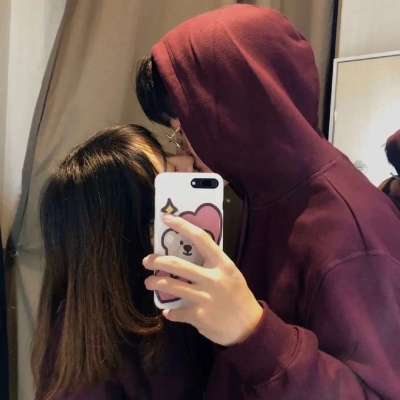 白冷:情侣头像.