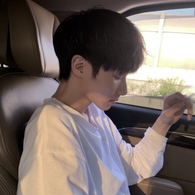 宋知意/个性真人成熟高冷文艺男头  有些想你