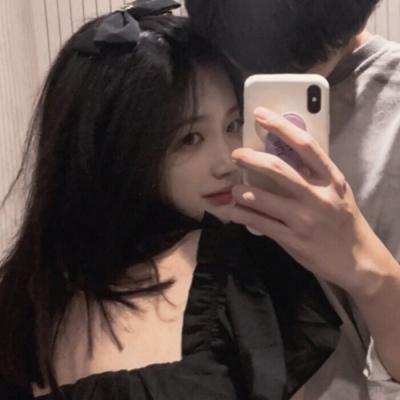 二兽:潮流恩爱魅力一对两张真人情侣头像