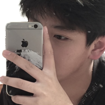 <高冷玩网男生头像>总有一段日子很美好也很恶心 ​​​