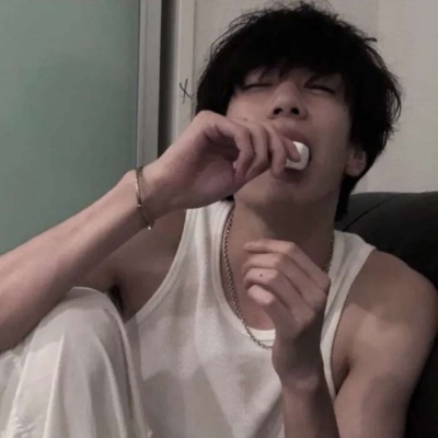 男头?你一出现我就会笑:-D