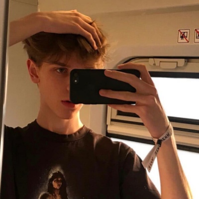 江孑 真人时尚欧美范酷冷帅气男生头像