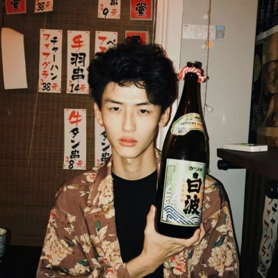 情侣头像丨很多关系到最后 不过相识一场 丨豆奶.