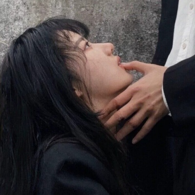 推荐情侣头像 星辰多温柔，恰似你眼眸。