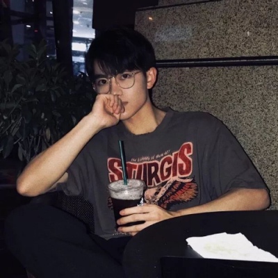 禁欲男生头像爱辽