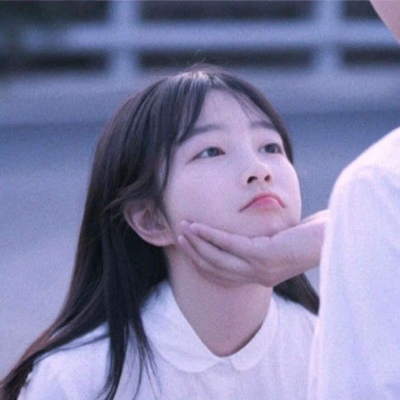 大雾四起我在无人处爱你。