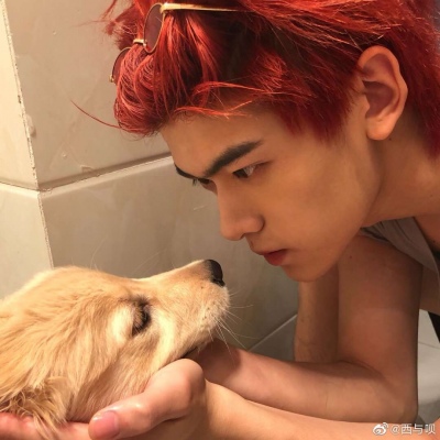 出现在别人的生命里要像个礼物。#来源VB