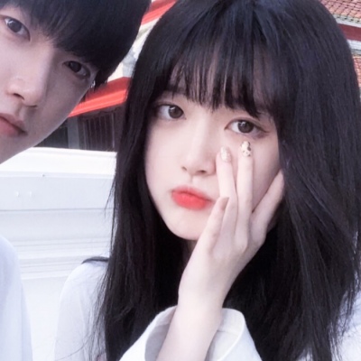 个性成熟一对两张真人情侣头像