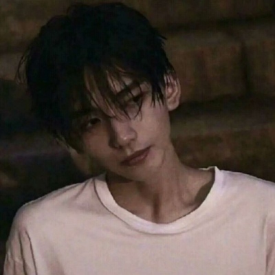 江郁:优质超拽男生头像