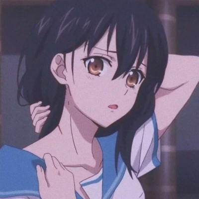 我把所有的喜欢藏在心里 害怕暴露后失去自己