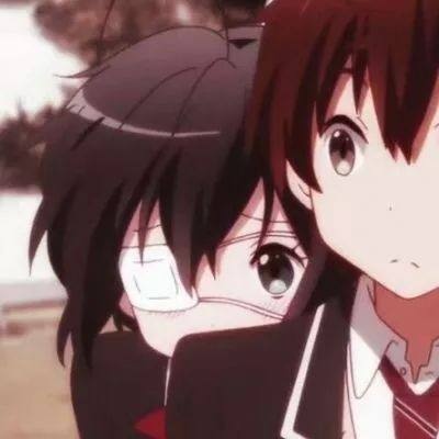 绵骨丨《中二病也要谈恋爱》情头。