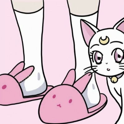 明明自己满身黑暗 却总想给你一点光明