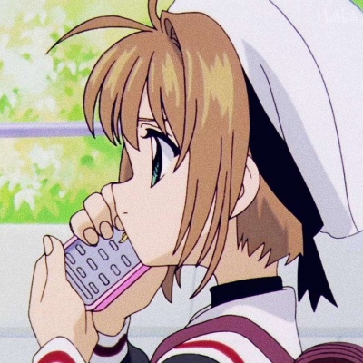 魔法少女樱旧漫头像  这世间过于俗气，不像你一般  易卿飒